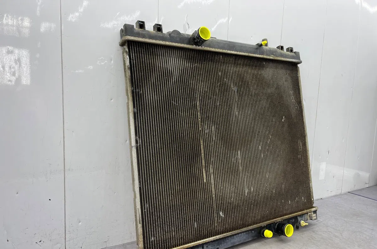 Radiateur TOYOTA HILUX 4 PHASE 3 occasion