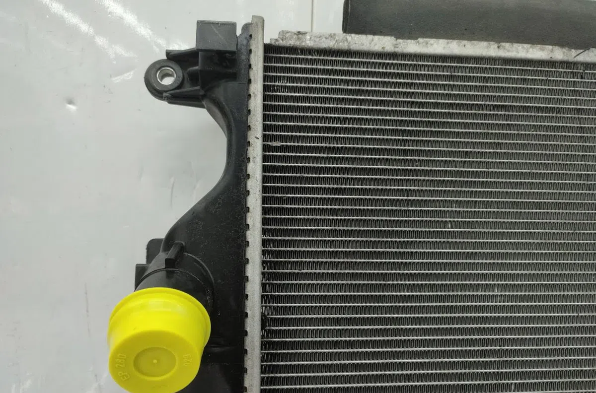 Radiateur TOYOTA VERSO PHASE 1 occasion