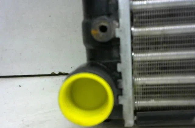 Radiateur VOLKSWAGEN GOLF occasion