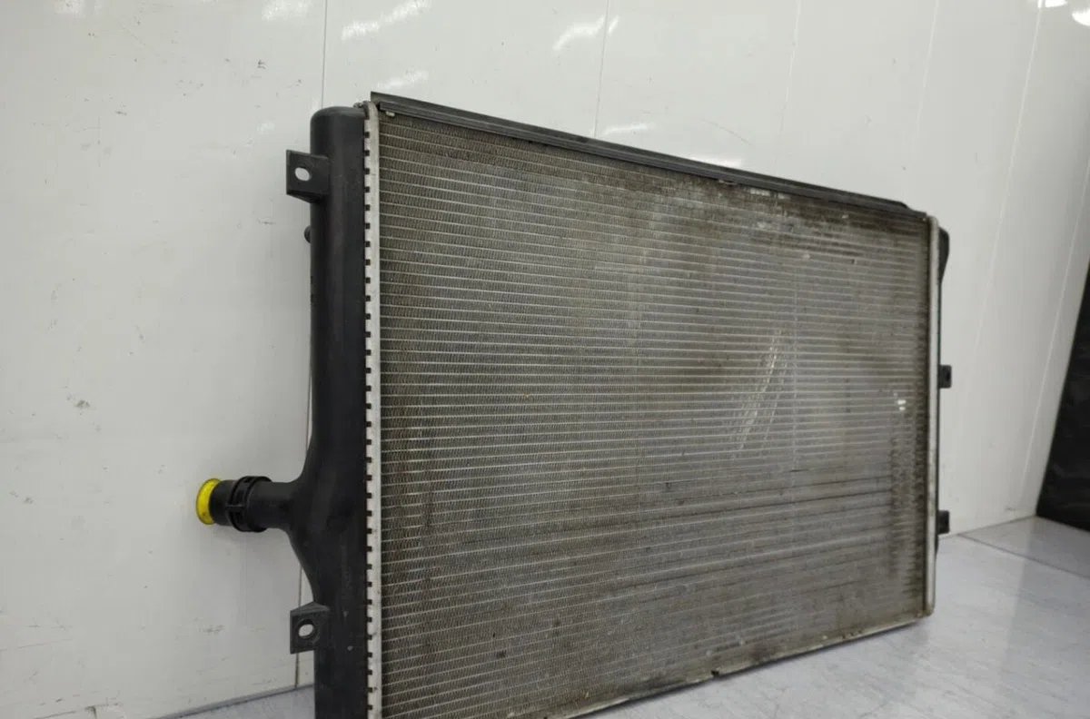 Radiateur VOLKSWAGEN TOURAN 1 PHASE 1 occasion