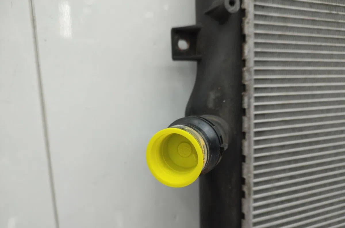 Radiateur VOLKSWAGEN TOURAN 2 occasion