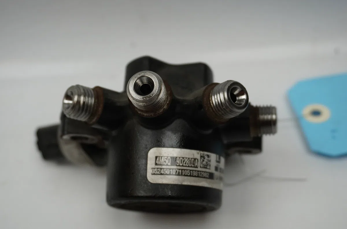 Rampe injection Ford FOCUS II (DA_, HCP, DP) 1.8 tdci (2005-2012) occasion