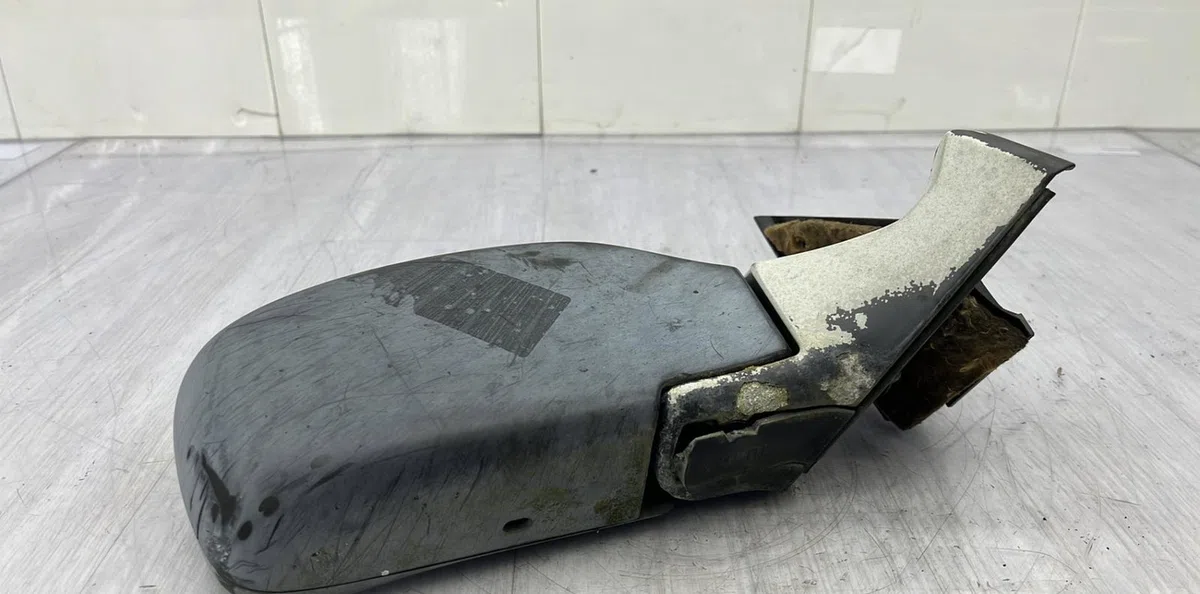 Retroviseur exterieur manuel droit VOLVO 740 PHASE 2 BREAK occasion