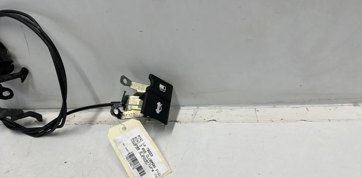 Serrure capot MINI MINI 2 R55 CLUBMAN PHASE 1 BREAK occasion