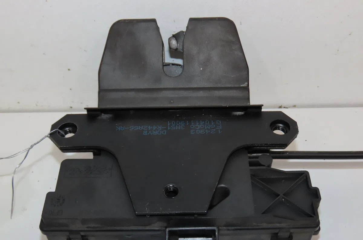 Serrure hayon Ford FOCUS C-MAX (DM2) 1.6 tdci (2003-2007) occasion