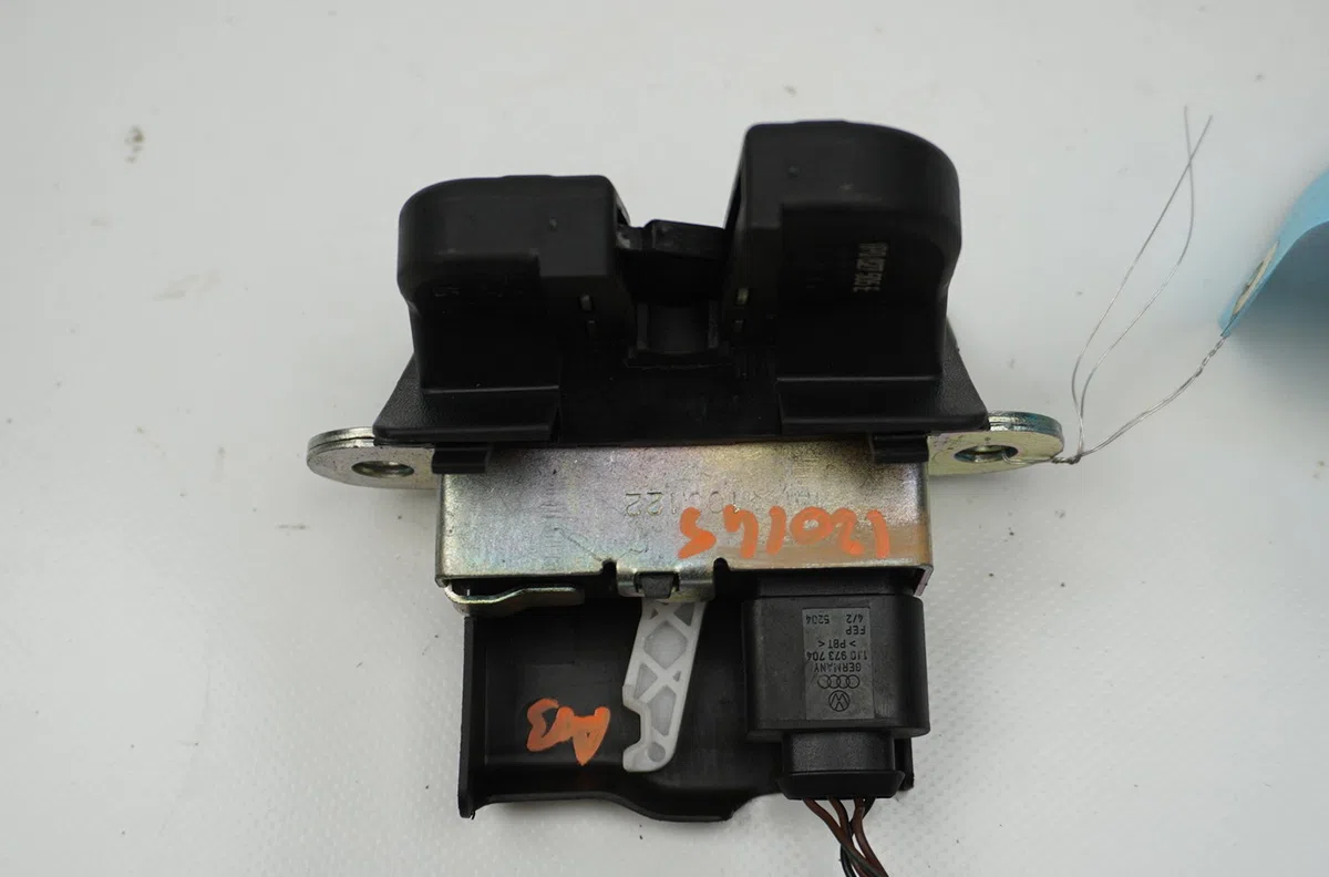 Serrure hayon Seat LEON (1P1) 1.2 tsi (2010-2012) occasion