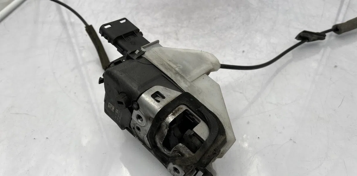 Serrure porte ard CITROEN C5 2 BREAK occasion