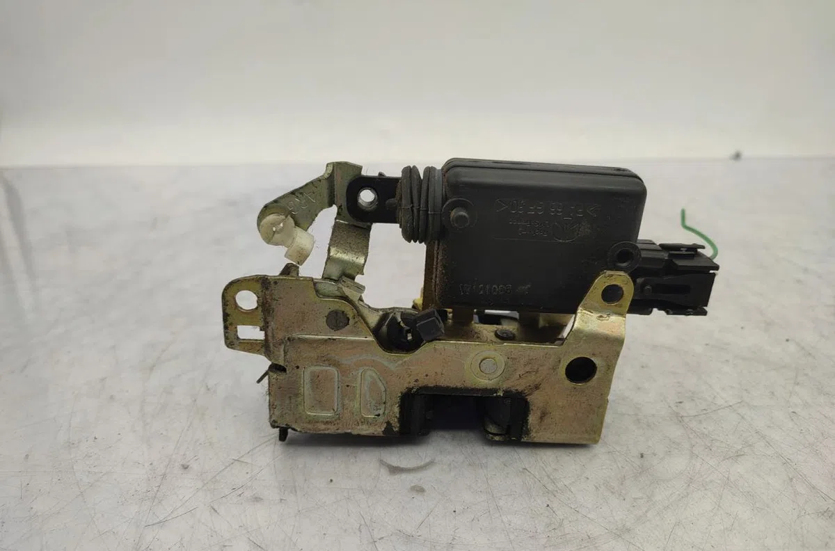 Serrure porte arg DACIA LOGAN MCV 1 PHASE 1 BREAK occasion