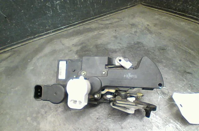 Serrure porte arg Opel FRONTERA B (U99) 2.2 dti (6b_66, 6b_76) (2002-2004) occasion