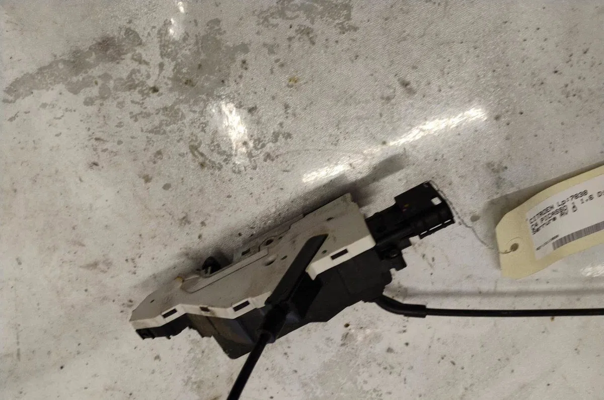Serrure porte avd CITROEN C4 PICASSO 1 occasion