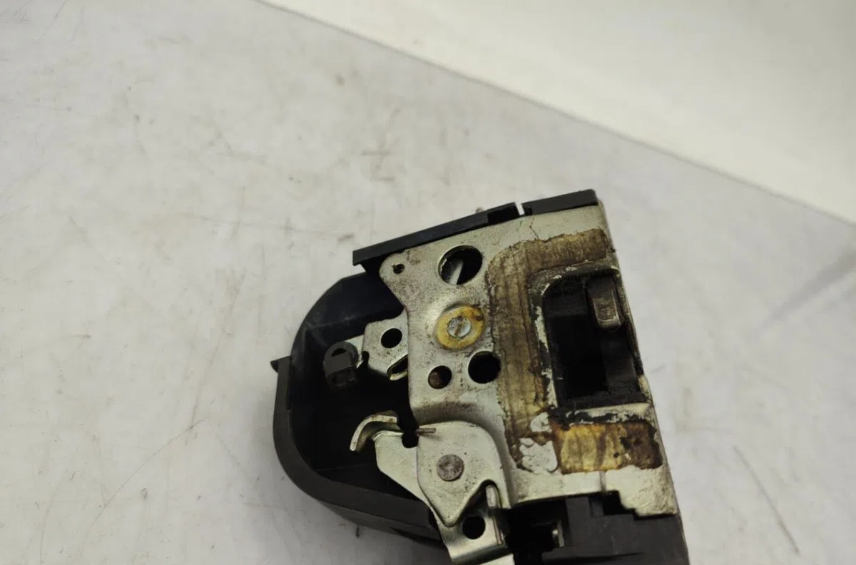 Serrure porte avd FIAT PUNTO 2 PHASE 1 occasion