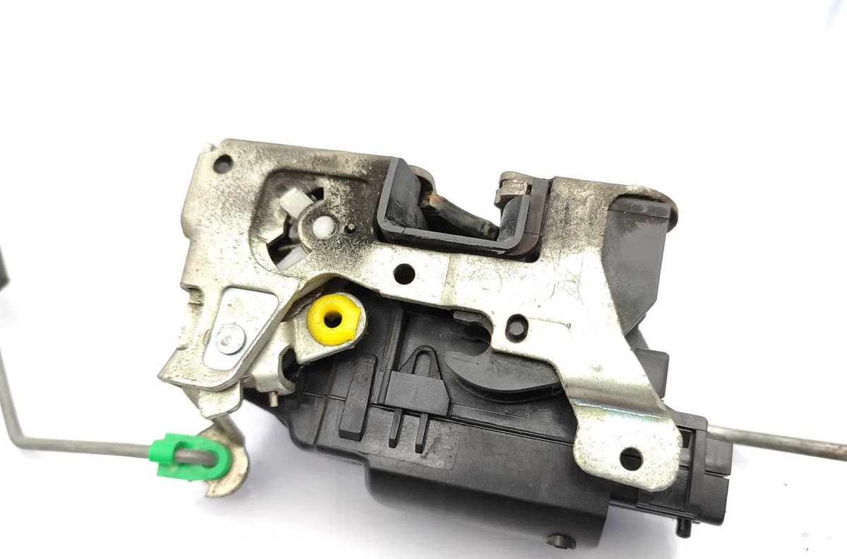 Serrure porte avd OPEL MOVANO A PHASE 2 occasion