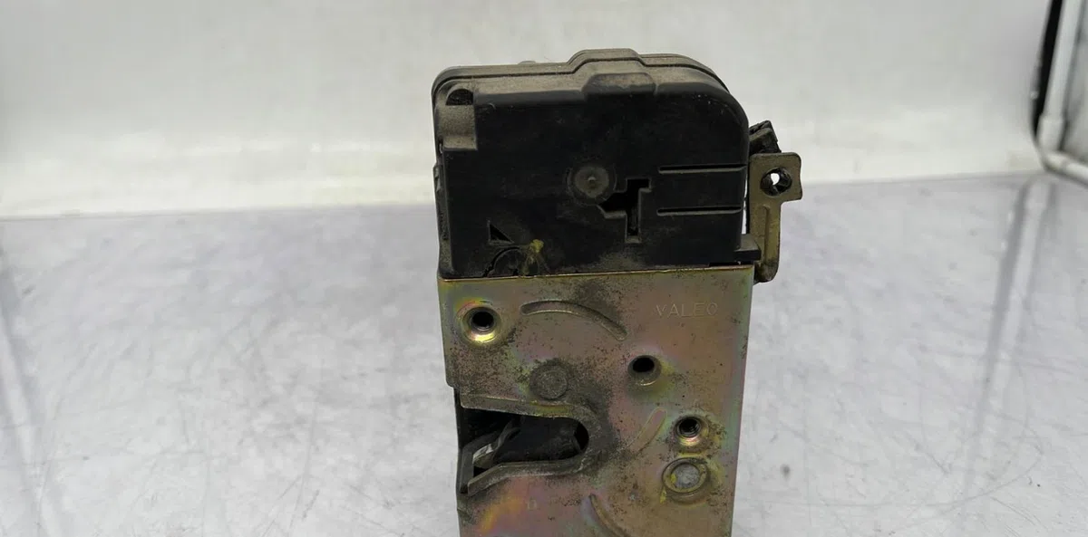 Serrure porte avd PEUGEOT 206 PHASE 2 occasion