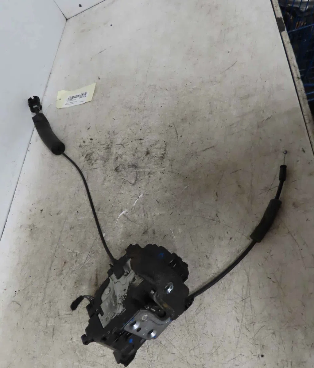 Serrure porte avd RENAULT SCENIC III occasion