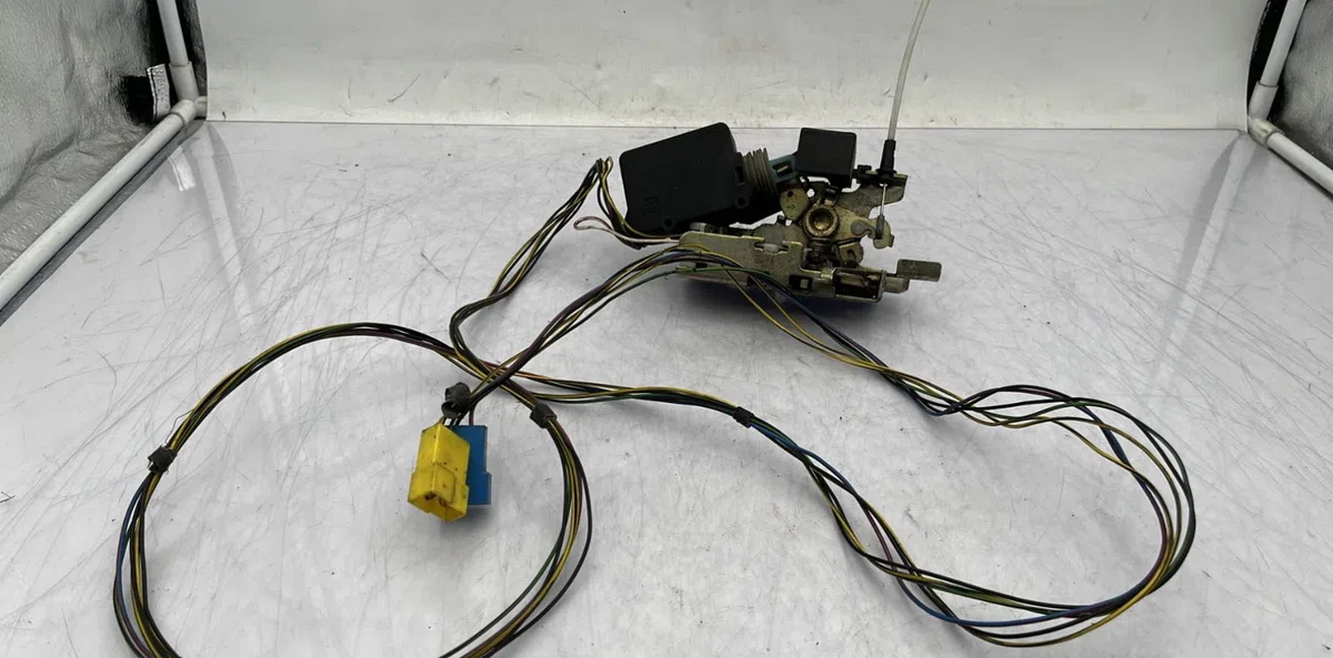 Serrure porte avg MERCEDES SPRINTER 1 PHASE 2 occasion