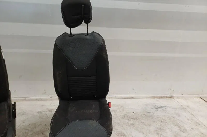 Siège avant droit RENAULT CLIO 4 PHASE 1 occasion