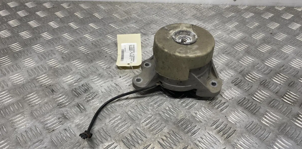 Support moteur MERCEDES CLASSE GLC 253 PHASE 1 occasion