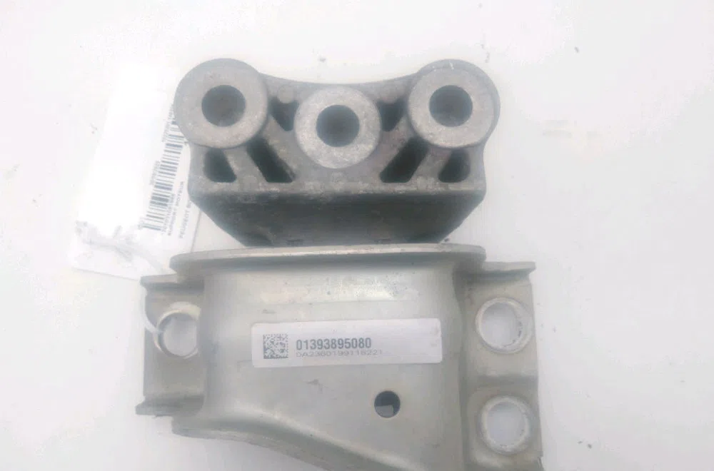 Support moteur Peugeot BOXER Camionnette 2.2 bluehdi 120 (2019) occasion