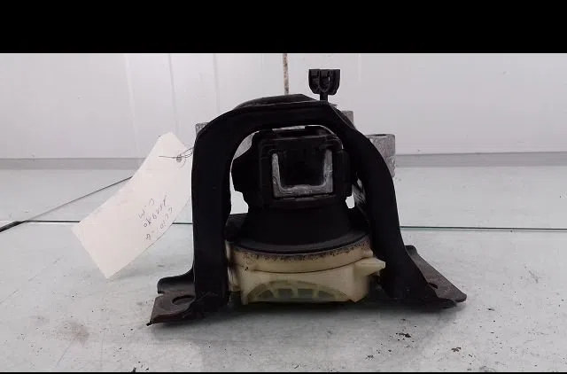 Support moteur Renault CLIO IV (BH_) 1.2 tce 120 (bhm0) (2013) occasion