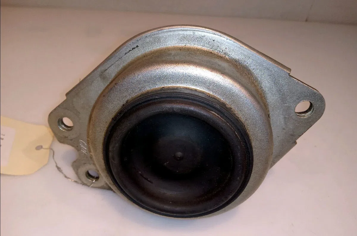 Support moteur Renault LAGUNA II (BG0-1_) 1.9 dci (2001-2007) occasion
