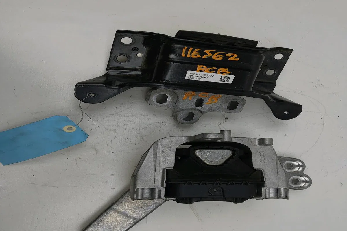 Support moteur Skoda OCTAVIA IV Combi (NX5) 1.4 tsi iv (2020) occasion