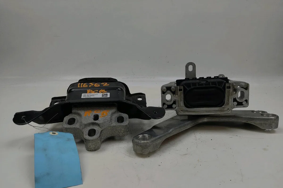 Support moteur Skoda OCTAVIA IV Combi (NX5) 1.4 tsi iv (2020) occasion
