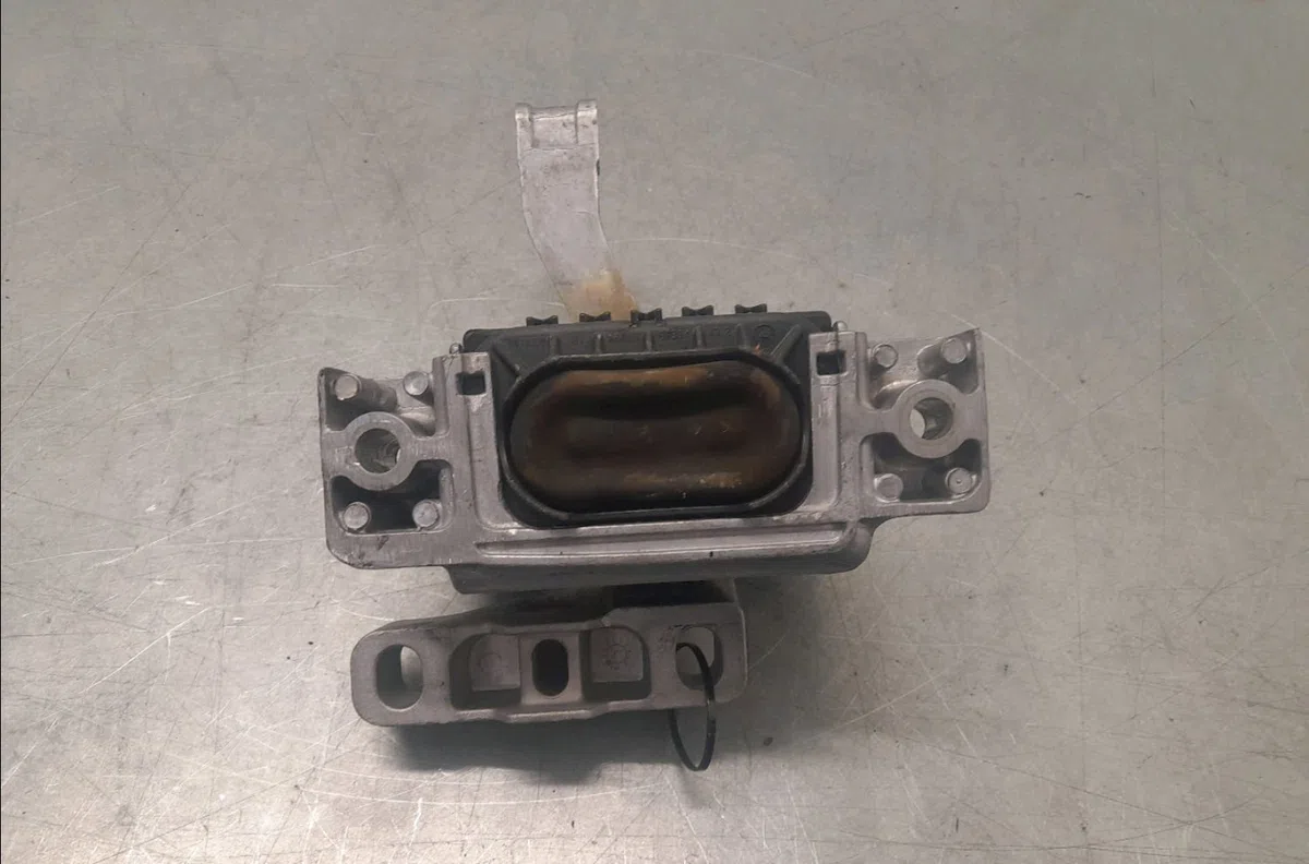 Support moteur Volkswagen TAIGO (CS1) 1.5 tsi (2021) occasion