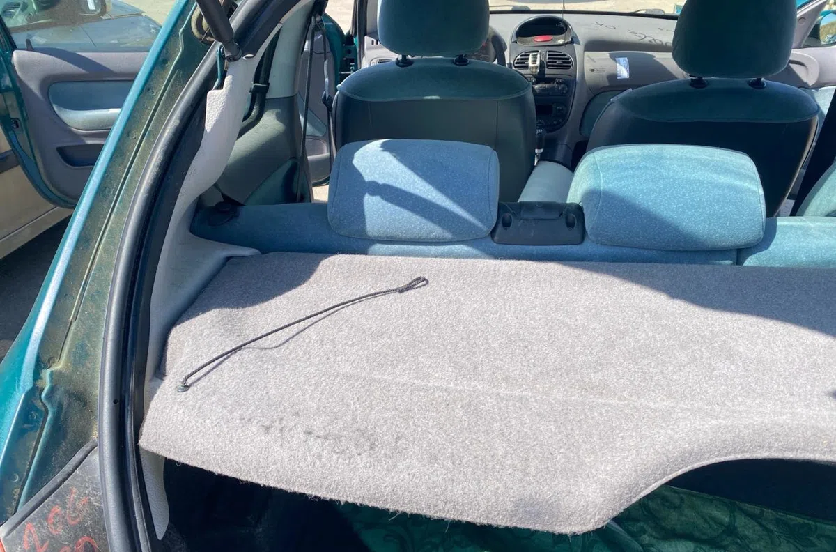 Tablette plage arrière PEUGEOT 206 PHASE 1 occasion