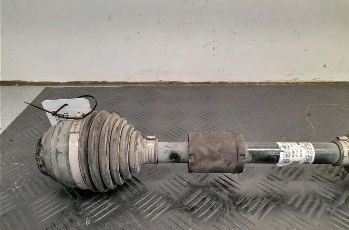 Transmission avant droite Bmw X1 (E84) Sdrive 16 d (2012-2015) occasion