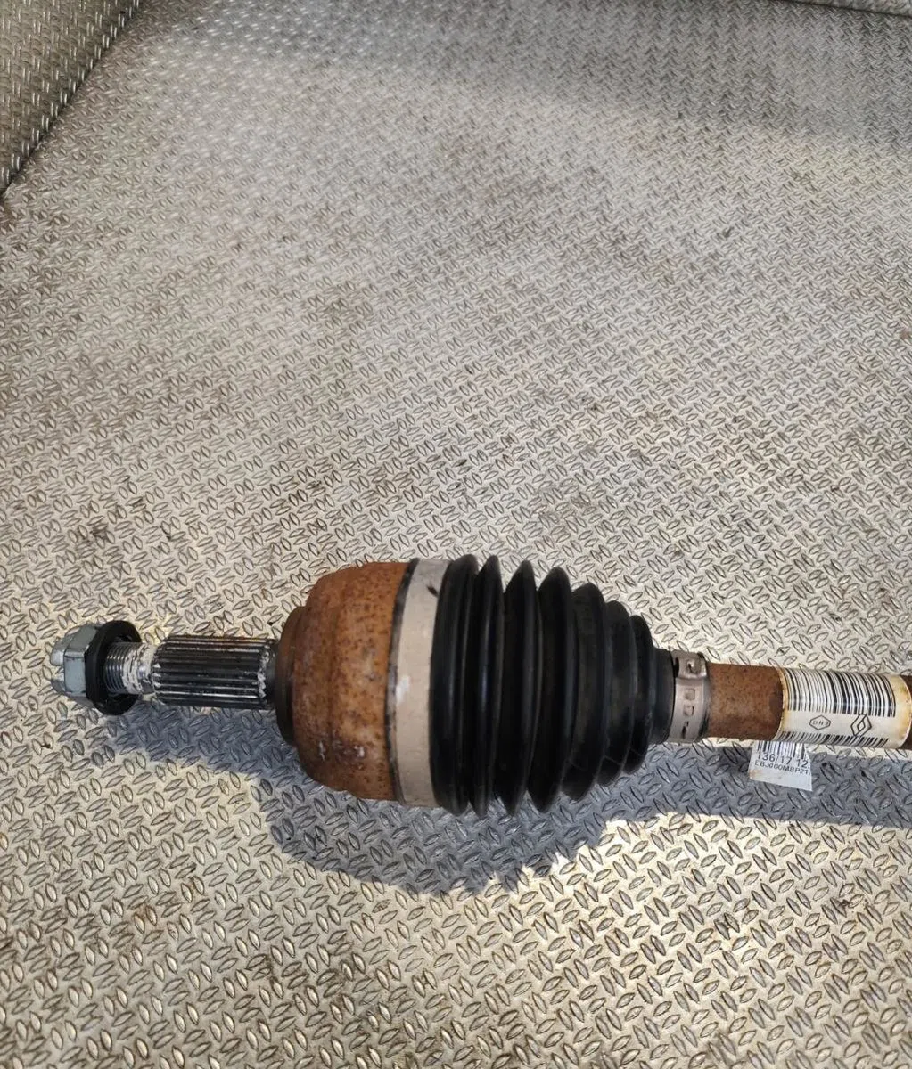 Transmission avant droite DACIA DUSTER 1  DUSTER 1 PHASE 2 occasion