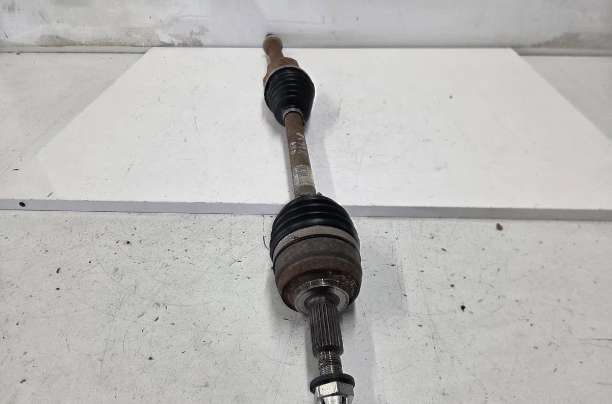 Transmission avant droite DACIA DUSTER 1 PHASE 2 occasion