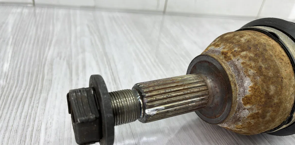 Transmission avant droite FORD FUSION PHASE 2 occasion