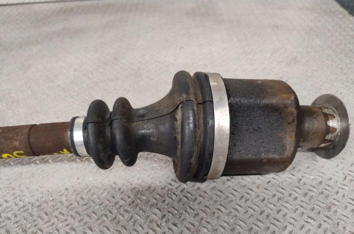 Transmission avant droite RENAULT CLIO 2  CLIO 2 PHASE 1 occasion