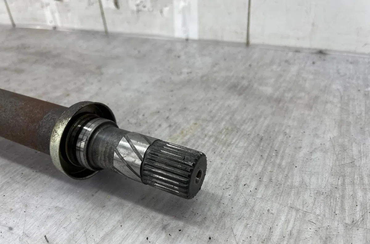Transmission avant droite RENAULT CLIO 4 PHASE 1 occasion
