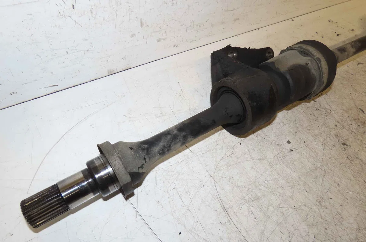 Transmission avant droite SUZUKI SWIFT IV occasion