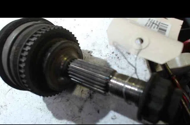 Transmission avant droite TOYOTA YARIS I occasion