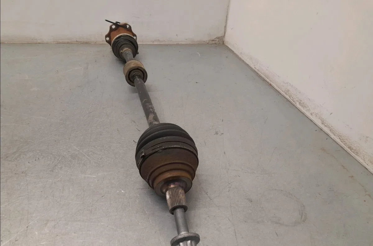 Transmission avant droite Volkswagen GOLF VIII (CD1) 1.0 etsi (2020) occasion