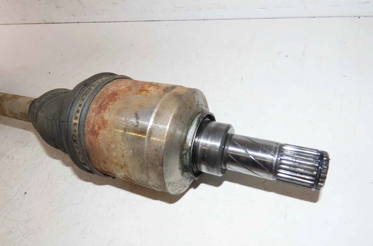 Transmission avant gauche DACIA DUSTER I occasion