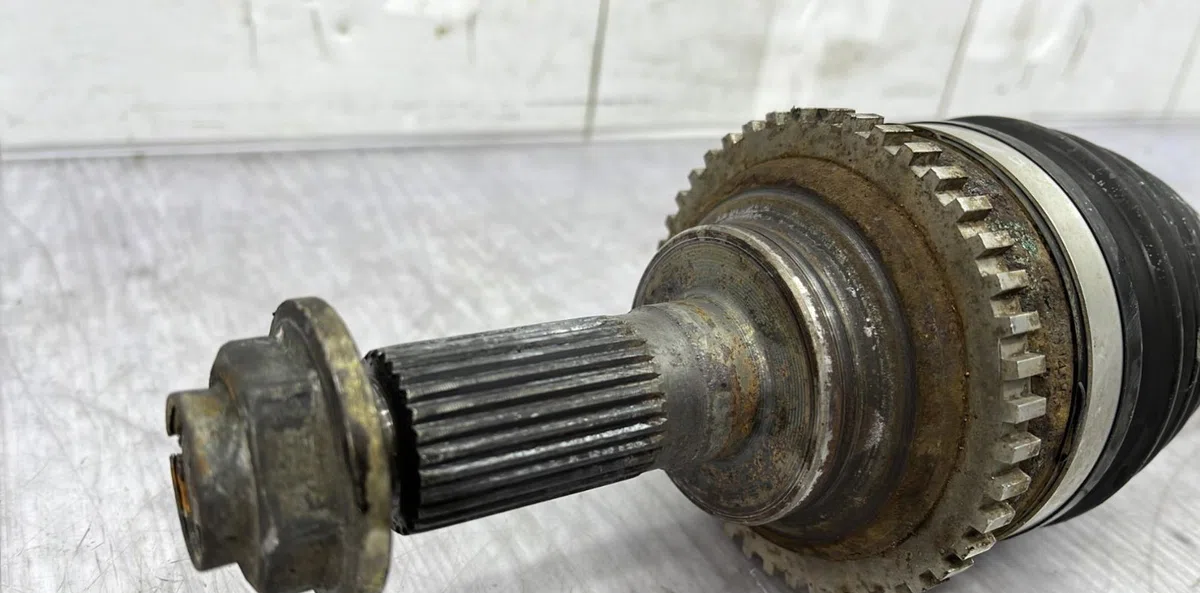 Transmission avant gauche MAZDA 626 4 PHASE 2 occasion