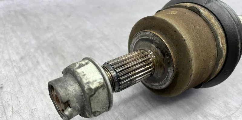 Transmission avant gauche OPEL CORSA D PHASE 2 occasion