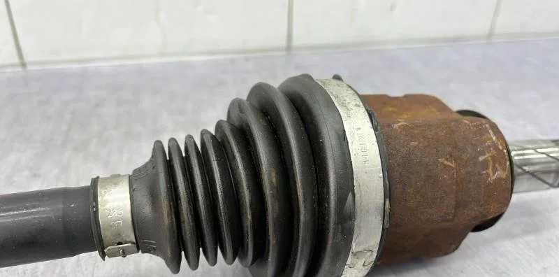 Transmission avant gauche OPEL CORSA D PHASE 2 occasion