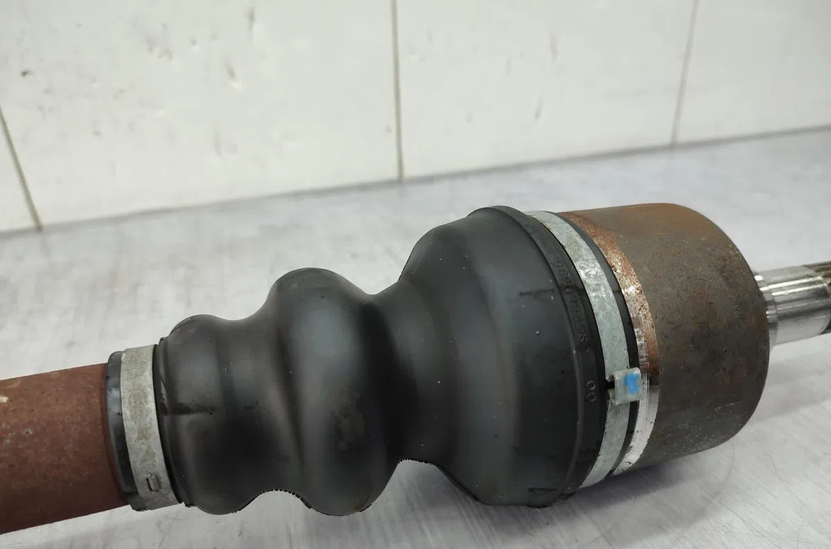 Transmission avant gauche PEUGEOT 406 PHASE 1 occasion