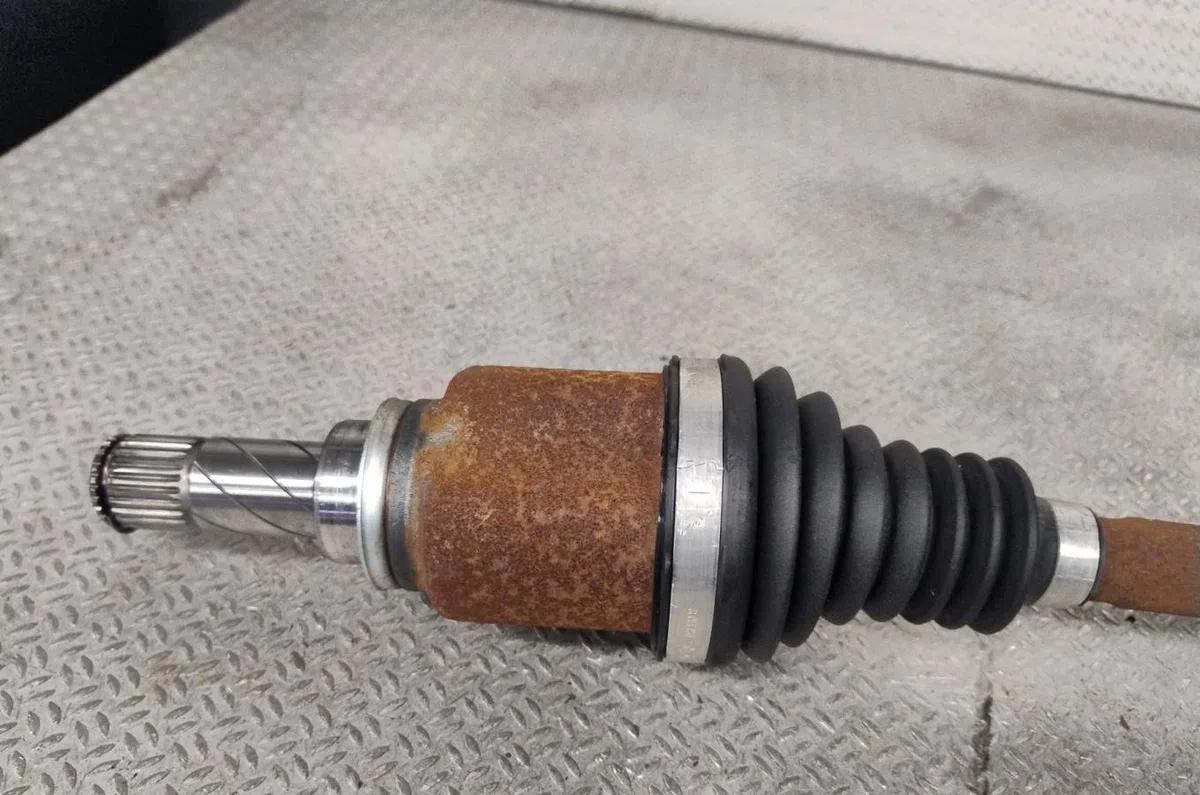 Transmission avant gauche RENAULT CAPTUR 1  CAPTUR 1 PHASE 2 occasion