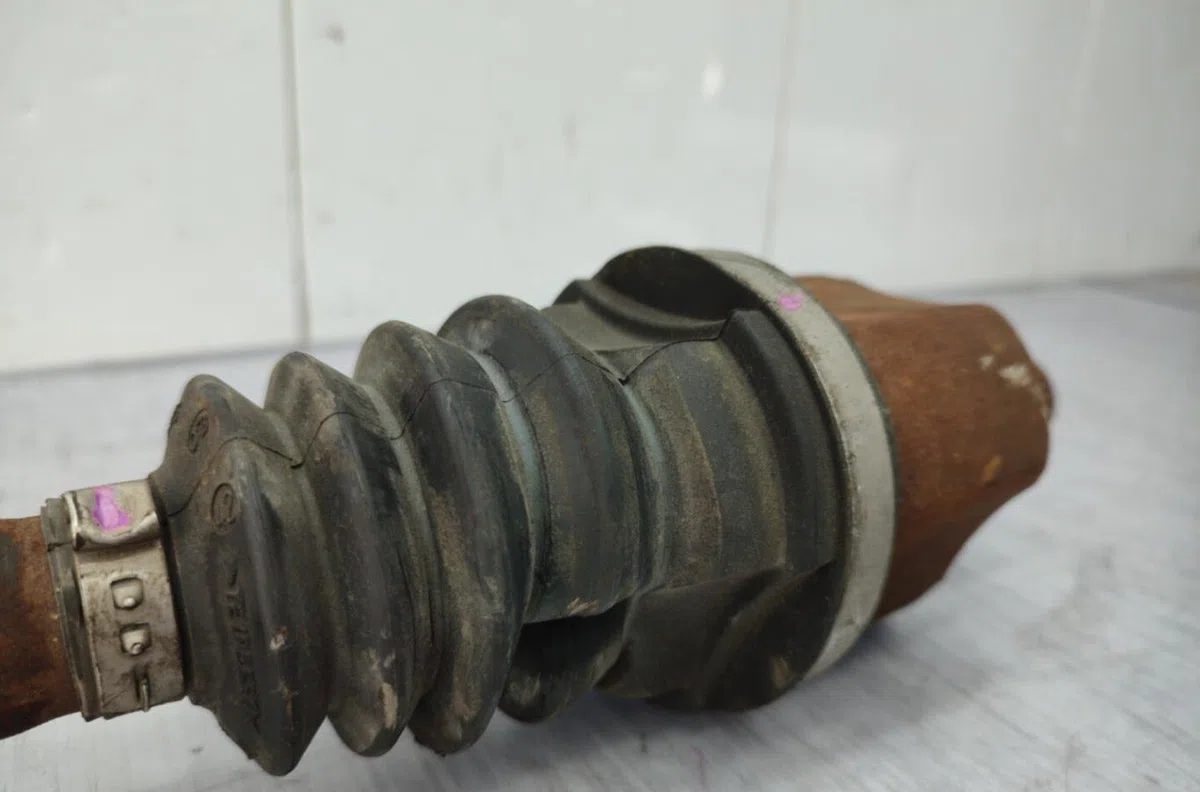 Transmission avant gauche RENAULT MEGANE 2 PHASE 1 occasion