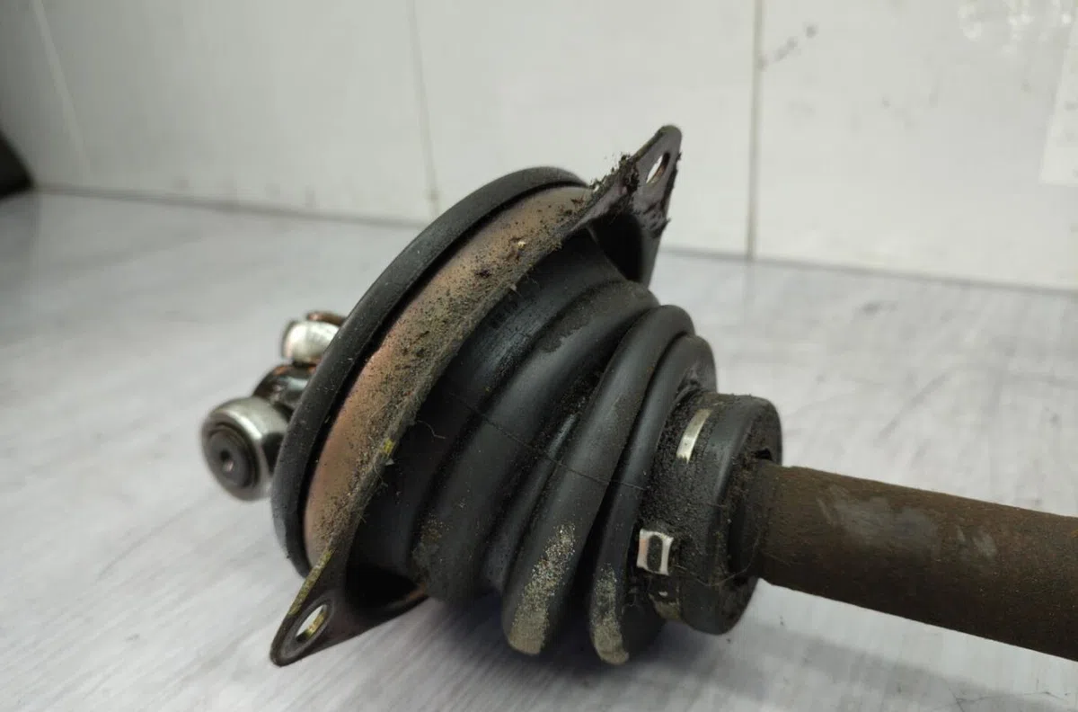 Transmission avant gauche RENAULT R21 PHASE 2 occasion