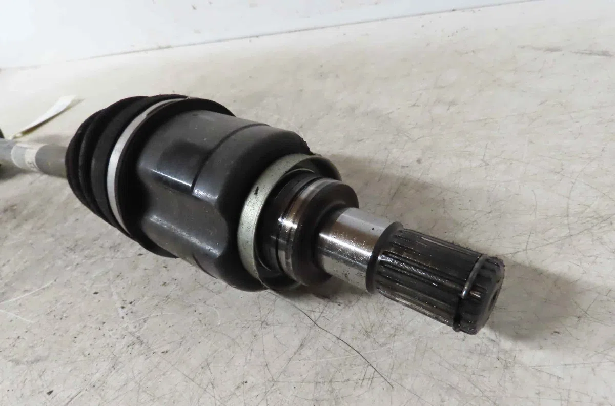 Transmission avant gauche SUZUKI SWIFT IV occasion