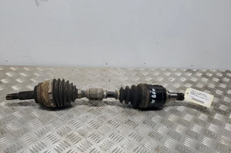 Transmission avant gauche TOYOTA COROLLA VERSO 2 PHASE 1 occasion
