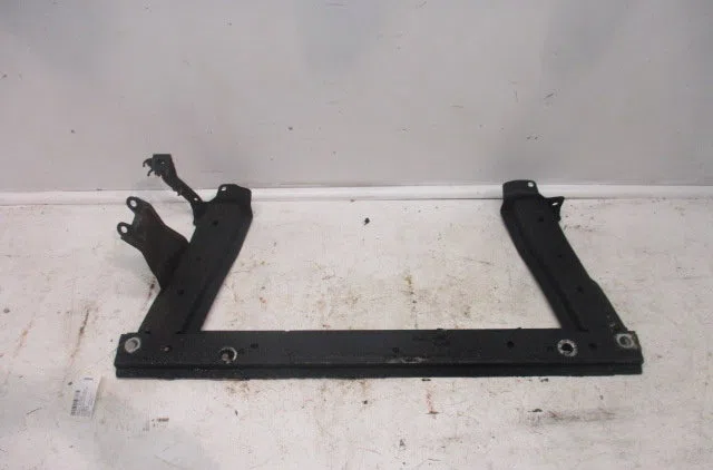 Traverse inférieure armature avant RENAULT SCENIC II 2003 occasion