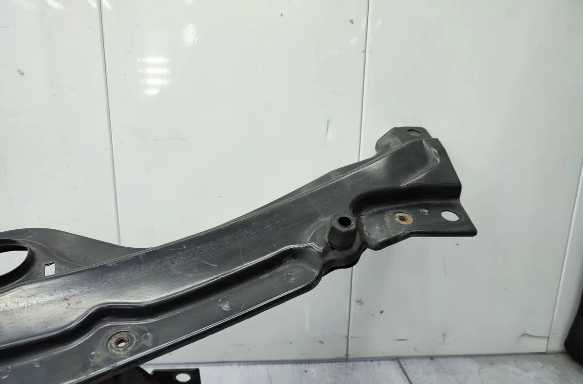 Traverse supérieure armature avant ALFA ROMEO 159 occasion