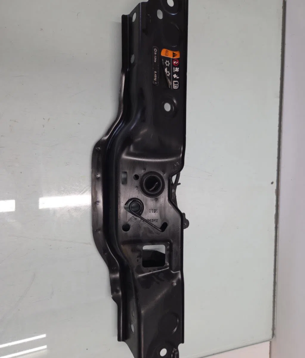 Traverse supérieure armature avant OPEL CORSA E occasion